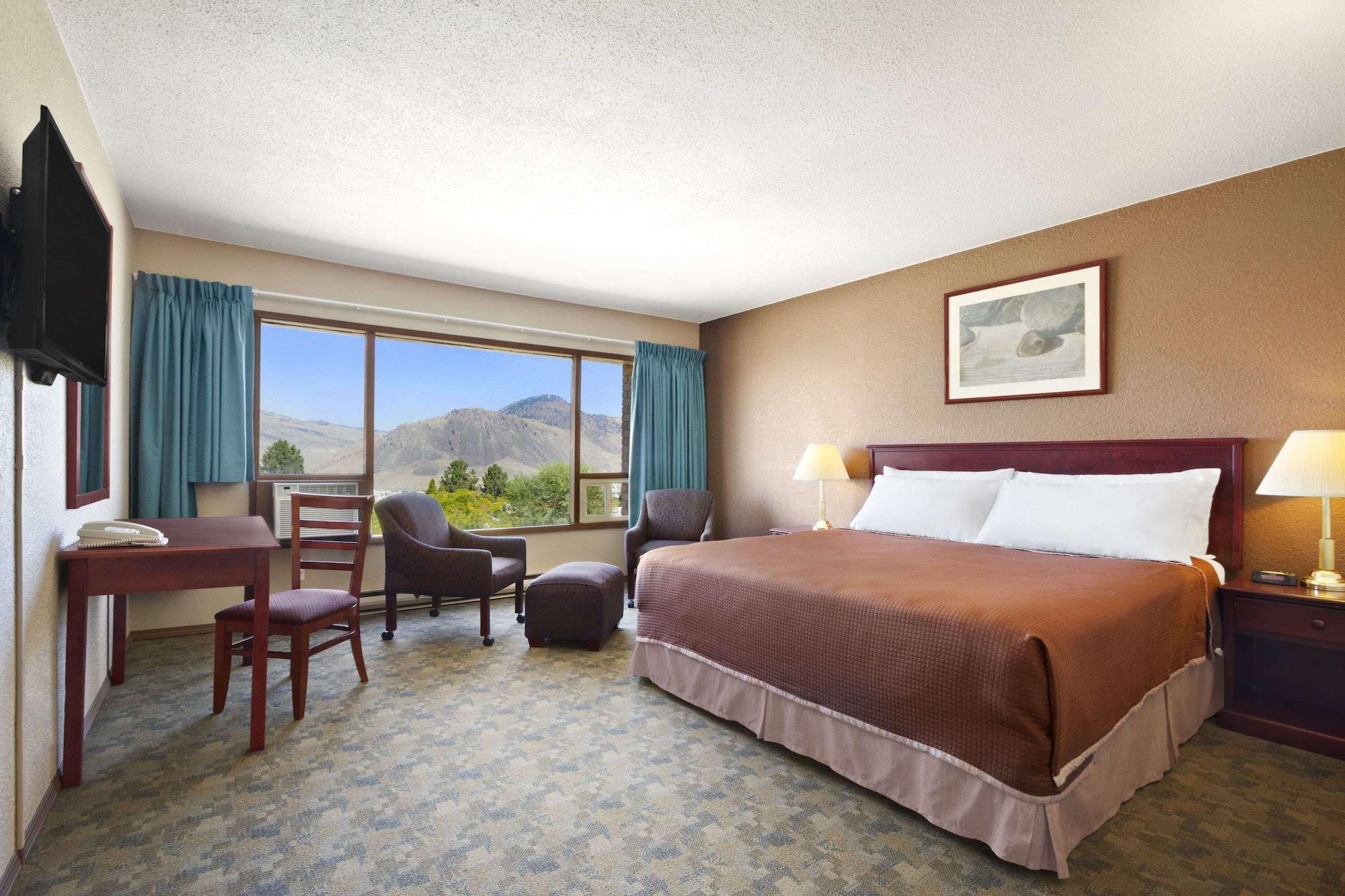 Knights Inn Kamloops Exterior photo